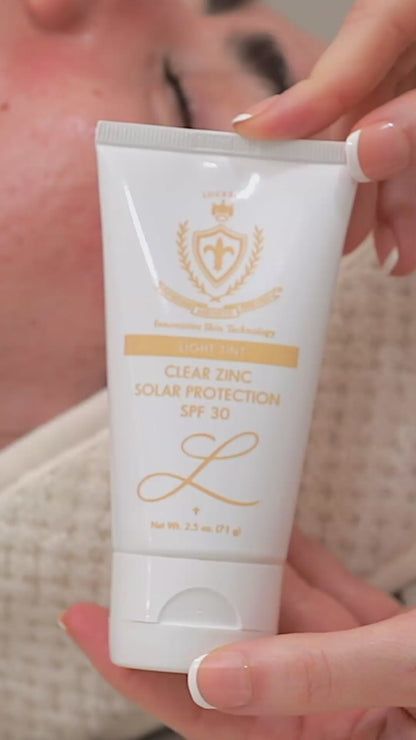 Clear Zinc SPF 30 + Light Tint